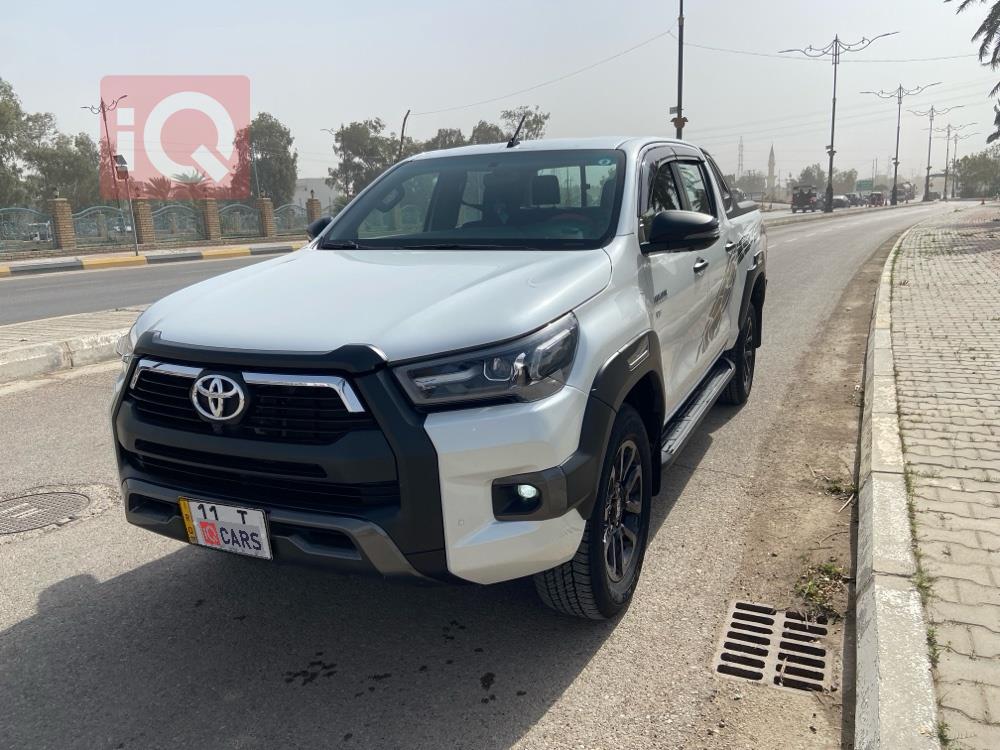 تويوتا هايلوكس